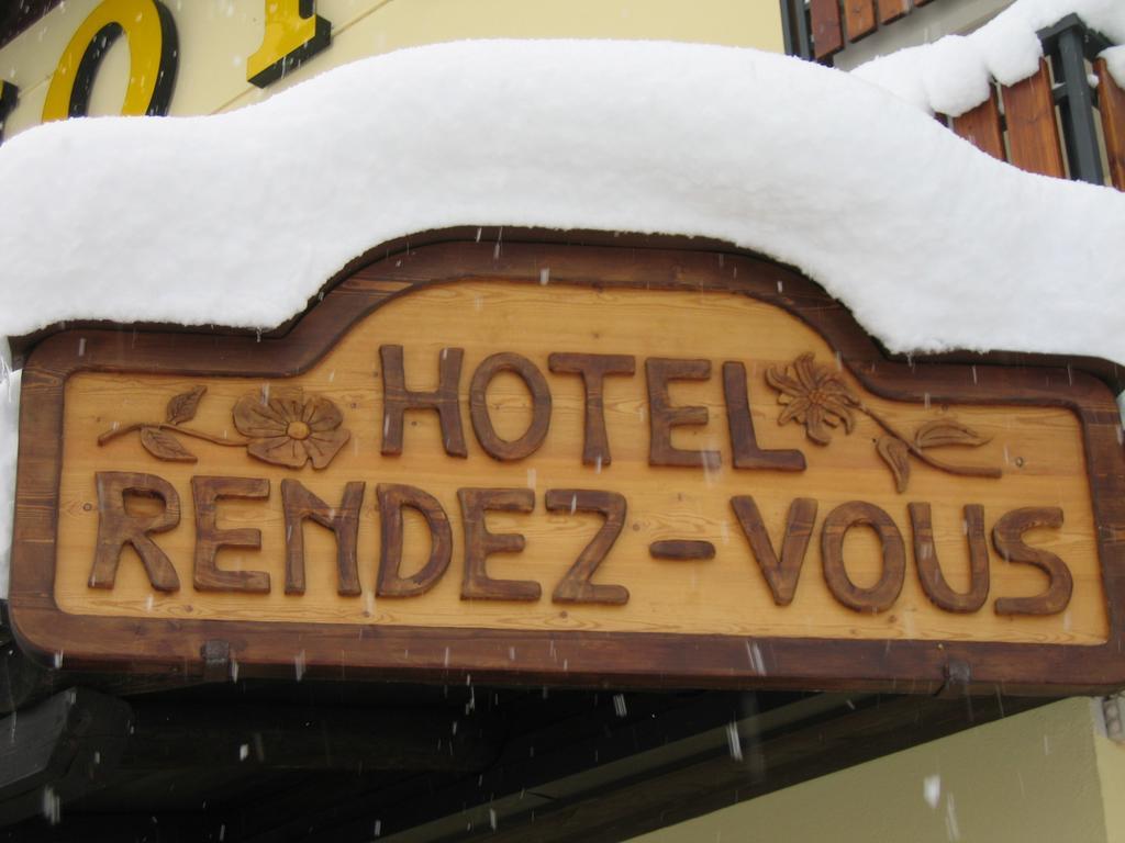 Hotel Rendez-Vous - Aymavilles Buitenkant foto