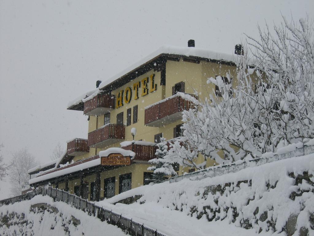 Hotel Rendez-Vous - Aymavilles Buitenkant foto