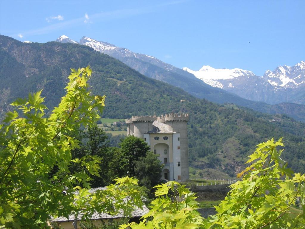 Hotel Rendez-Vous - Aymavilles Buitenkant foto