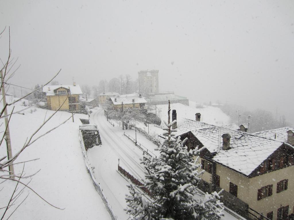 Hotel Rendez-Vous - Aymavilles Buitenkant foto