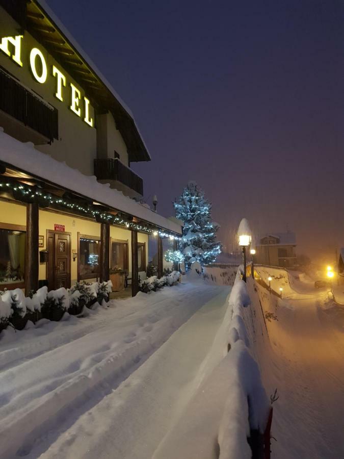 Hotel Rendez-Vous - Aymavilles Buitenkant foto