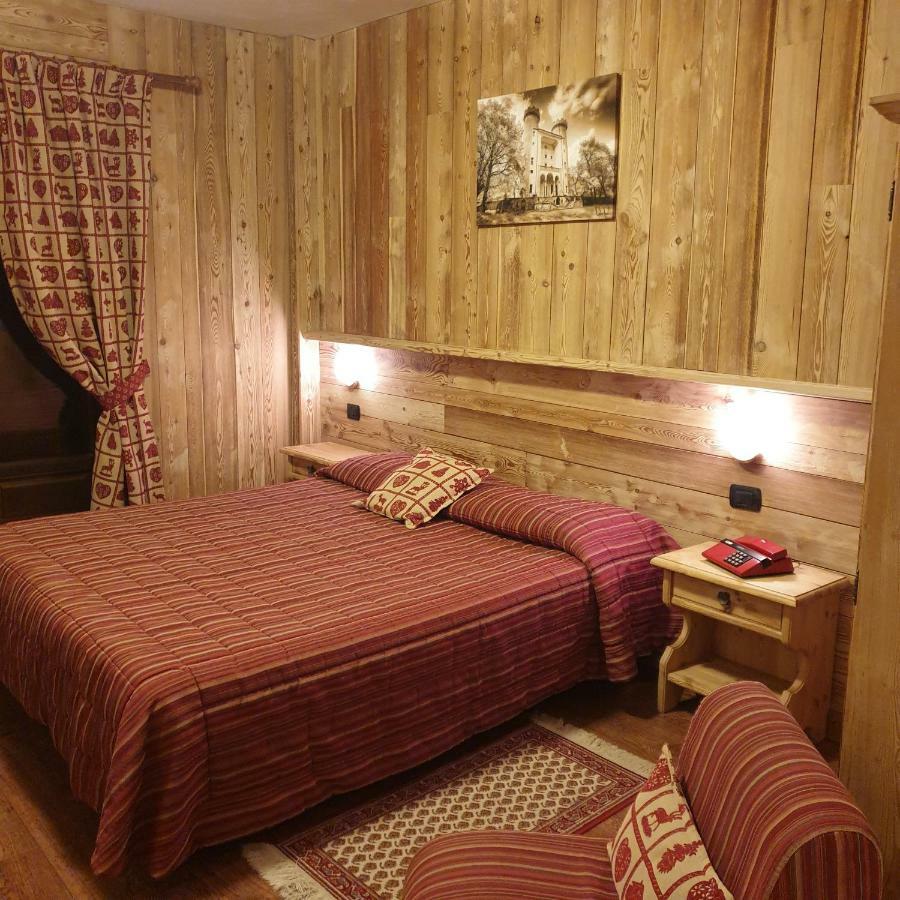 Hotel Rendez-Vous - Aymavilles Buitenkant foto